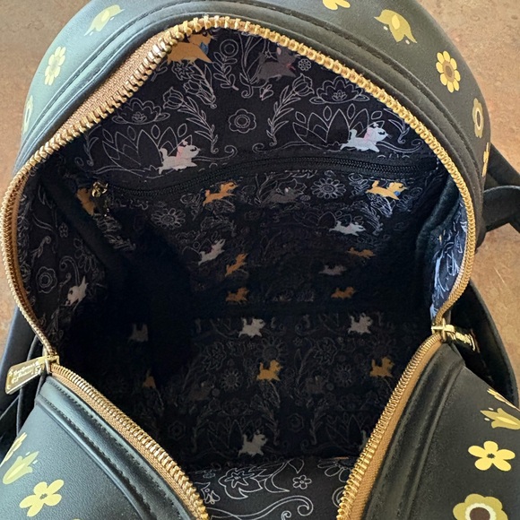 Disney Loungefly Black Backpack with Aristacats. - Picture 7 of 7